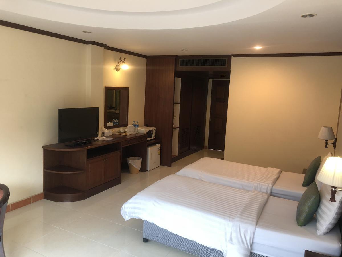 Patong Ban Tyrol酒店 外观 照片